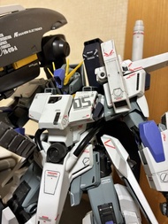 MG 1/100 FAZZ Ver.Ka FA-010-A，射出成型，彩色塗裝，貼有貼紙。
