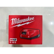 Milwaukee M12 Battery Charger