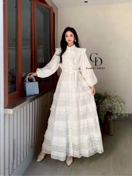 Freesize// CD 5 สี  เดรสยาวฉลุลาย Bust:46 inch Lenght:53 inchใช้ผ้าเนื้อดีฉลุลวดลายปักขระบายรอบตัว ป