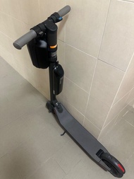 Ninebot 電動滑板車