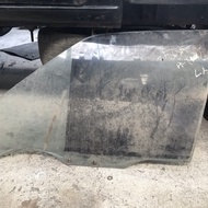 SUKU CADANG MOBIL - Kaca Samping Depan FORD LASER copotan ori