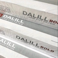 dalil baju tradisional warnanya putih
