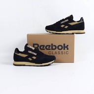 Reebok Classic Leather Navy Shoes