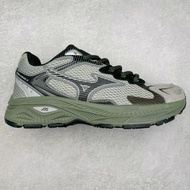 Mizuno Racer S
