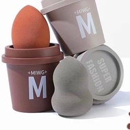 BEAUTY BLENDER WITH BOTTLE
