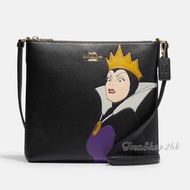 Preorder 🇨🇦Coach outlet代購 Disney X Coach Rowan File Bag With Evil Queen Motif