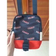tommy hilfiger sling bag for men