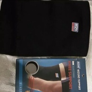 MIZUNO SHORT KNEE SUPPORT KNEE PROTECTOR/ KNEE VOLLEYBALL DEKKER PAD BADMINTON FUTSAL