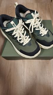 Hoka One One Kaha Low GTX END 聯名款
