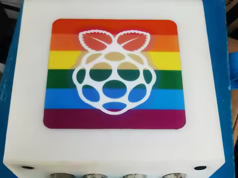 Raspberry Pi Retro Gaming Console, RGBS Output for CRT TV, 3000+ Preloaded Games, Support PS1 / Arca