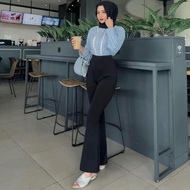 Flare Pants - Highwaist Flare Pants - Highwaist Curly Cutbray
