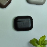 AirPods 3/4/Pro/Pro2 真皮 耳機保護殼 Black 黑色 客製化 名字