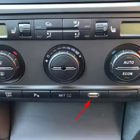 RCD510 RCD315 USB Socket Cable Adapter CD Changer Radio 4 Pin Plug Slot Button Interface For Skoda O