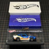 Hotwheels two pack CUSTOM CORVETTE STINGRAY COUPE '69 COPO CORVETTE