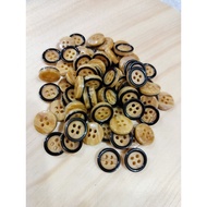 KAYU KEMEJA Kopitiam wood shirt buttons uk 18L premium wooden buttons (12gross)