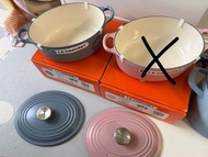 全新Le Creuset 橢圓形鑄鐵鍋23cm灰藍款 (白內)$1300@1