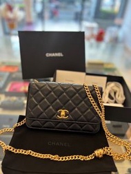 CHANEL 經典雙C鎖頭金球小羊皮WOC鍊包