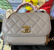 Chanel business affinity 灰色