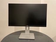 Dell UltraSharp 24” - U2414H LED Monitor (90 degree rotation - portrait viewing)