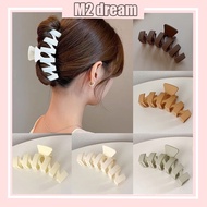 【READY STOCK】Korean Women's Hair Clip Fashionable Wavy Clip High-End Shark Clip Women's Accessories 