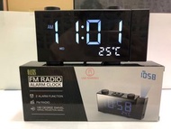 FM收音機投影鬧鐘 FM Radio projector alarm clock