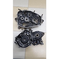 1pair crankcase enjin tengah dt200r dt 200 r 37F original motor