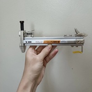 Búa đóng đinh tự động ST18 đơn giản Dụng cụ hỗ trợ đóng đinh nẹp điện phông bạt siêu tiện lợi