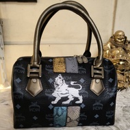 MCM LIONESS BOSTON HANDBAG