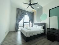 Pangsapuri 100 m² dengan 1 bilik tidur dan 1 bilik mandi peribadi di Johor Bahru (Apartment In Mid-V