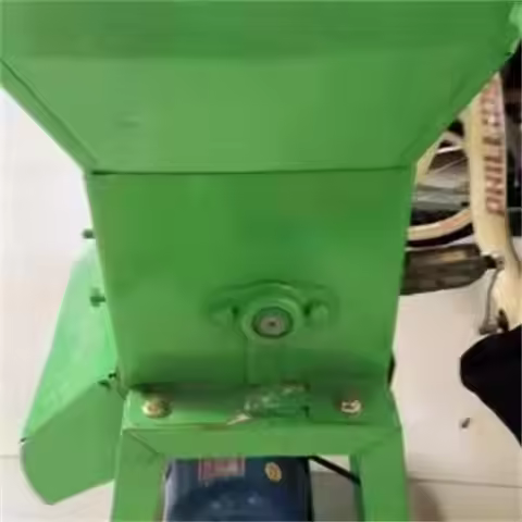 Electric Sweet Potato Grinder Machine Potato Cassava Crusher Machine
