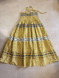 Beams boy 黃色圖案花吊帶連身裙