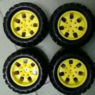 1/10 Monster Truck Tyre