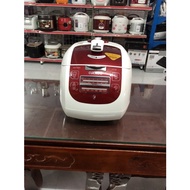 Cuckoo 1.8 liter rice cooker CRP-G1015M-R Korea - Display item