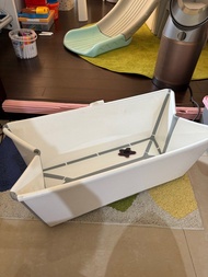 (二手）荷蘭 Stokke 嬰兒澡盆 折疊澡盆 好收納浴盆