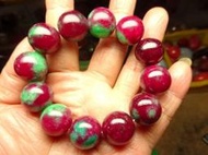 稀有天然大顆 玉化 紅綠寶石 手珠 ~~ 18mm ~~ 大片紅寶石 色彩亮麗 非常漂亮 ~~ 多種能量 氣場極佳 K1