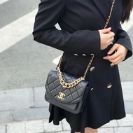 Chanel 香奈兒 黑金孟買風琴包郵差包口蓋包斜挎包手提包