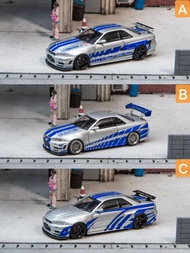 Fuji富士1:64合金模型！Skyline R34，GT-R Nismo Z-Tune高配版。新3色預售中，截單日期9月1星期二。

銀色藍拉花塗裝Silver-Blue Livery

(A)銀色