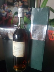 軒尼詩酒版王，李察 10cl 連原裝綠色盒。