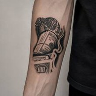 1pc Waterproof Anti-Rub PVC Realistic Dollar Pattern Temporary Tattoo Sticker, Suitable For Daily Us