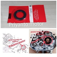 91204-K59-A11 sil 34x52x7 rear axle seal adv pcx Stylo vario 125 150 160 original