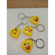 GANTUNGAN KC0360 Souvenir heart emoji Keychain