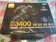 Nikon D3400 w/ AF-P DX NIKKOR 18-55mm f/3.5-5.6G VR (Black) 99% NEW!
