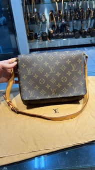 LV 肩背王菲包 全原廠 28800 優質美品
