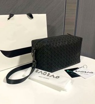 🔥清庫存｜超低價走貨 | Clear Stock | Super Low Price Sale | 潮人必備 ISSEY MIYAKE三宅一生BAOBAO啞光黑菱格可拆肩帶單肩手拿包 男女通用 防潑水