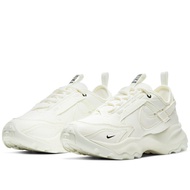 NIKE WMNS TC 7900 ナイキ ウィメンズ TC 7900 セイル/ブラック DD9682-100