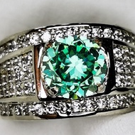 Batu permata Green moissanite