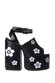 Villains SF YAZMIN Platform Heeled Sandals รองเท้าแซนเดิลส้นสูงแพลตฟอร์มผู้หญิง ส้นสูง 5.5"