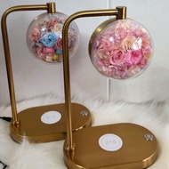 ✧ Wireless mobile charger ✧ Bespoke Handcrafted wireless mobile charger with preserved flowers