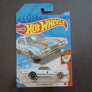 HOT WHEELS 67 OLDSMOBILE 442 GULF