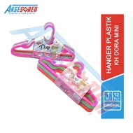 Aksesoren Gantungan Pakaian Anak [KH Dora Mini] / Hanger Plastik / Cangkolan Baju Lemari Kecil Berwa